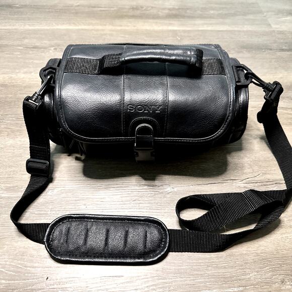 Sony Camera Leather Bag Vintage Excellent Condition - Picture 1 of 7